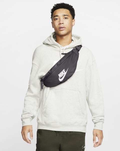 Saszetka Nike Sportswear Heritage grafitowa sportowa nerka Saszetka Nike Sportswear Heritage grafitowa sportowa nerka