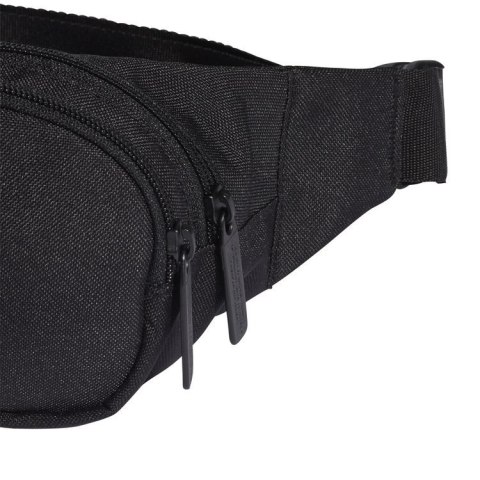 Saszetka adidas Essential Crossbody czarna sportowa nerka Saszetka adidas Essential Crossbody czarna sportowa nerka
