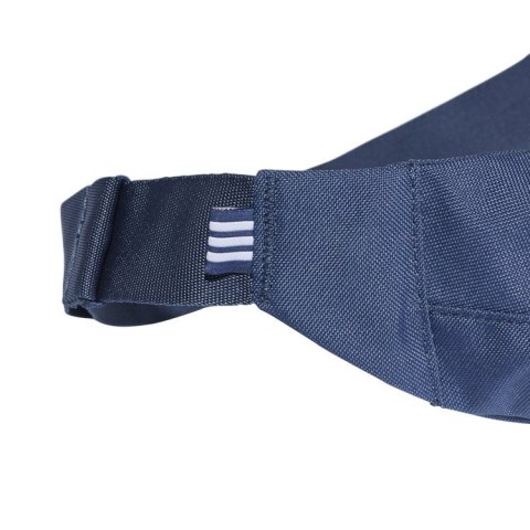 Saszetka adidas Essential Crossbody niebieska sportowa nerka Saszetka adidas Essential Crossbody niebieska sportowa nerka