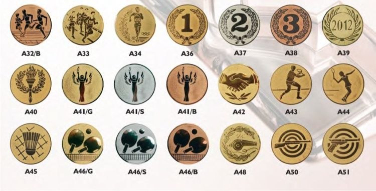 Emblemat Tryumf D2 złoty/srebrny/brązowy średnica 50mm sportowy Emblemat Tryumf D2 złoty/srebrny/brązowy średnica 50mm sportowy