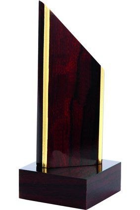 Trofeum drewniane T TROF1 Trofeum drewniane T TROF1