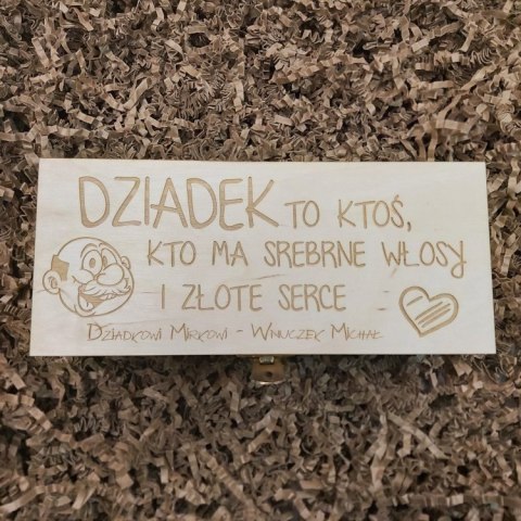 Grawerowana skrzynka na Alkohol SKRZYNKAZ zamykana okolicznościowa Grawerowana skrzynka na Alkohol SKRZYNKAZ zamykana okolicznościowa