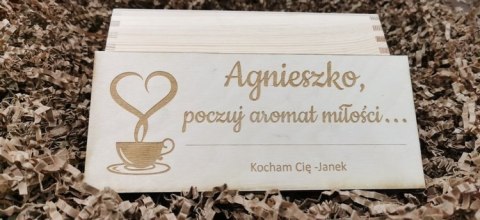 Grawerowana skrzynka na Alkohol SKRZYNKAZ zamykana okolicznościowa Grawerowana skrzynka na Alkohol SKRZYNKAZ zamykana okolicznościowa