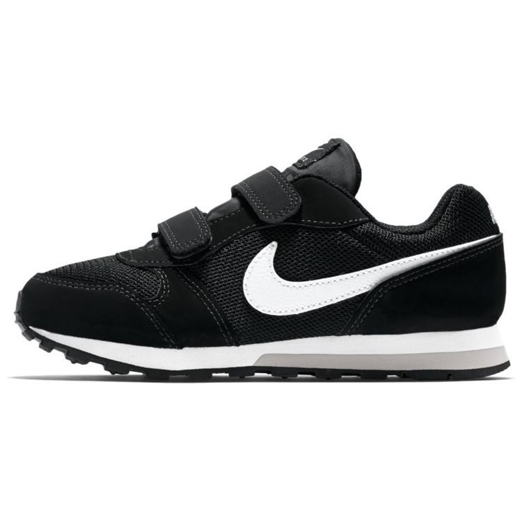 Buty miejskie dziecięce Nike MD Runner 2 czarno-białe zapinane na rzep Buty miejskie dziecięce Nike MD Runner 2 czarno-białe zapinane na rzep