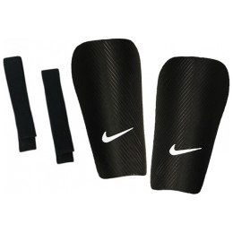 Ochraniacze piłkarskie Nike Guard-CE czarne