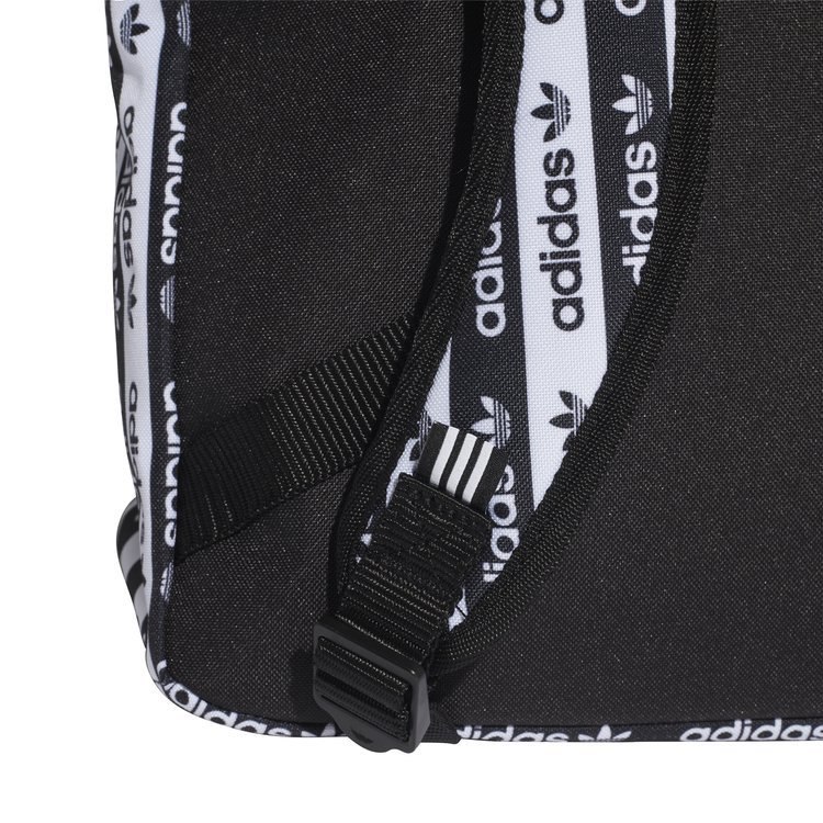 Plecak szkolny, sportowy adidas R.Y.V. BACKPACK biało-czarny Plecak szkolny, sportowy adidas R.Y.V. BACKPACK biało-czarny